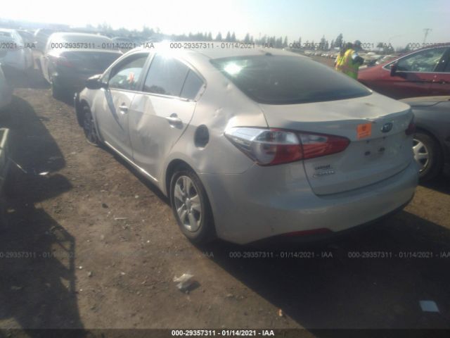 Photo 2 VIN: KNAFK4A63F5295943 - KIA FORTE 