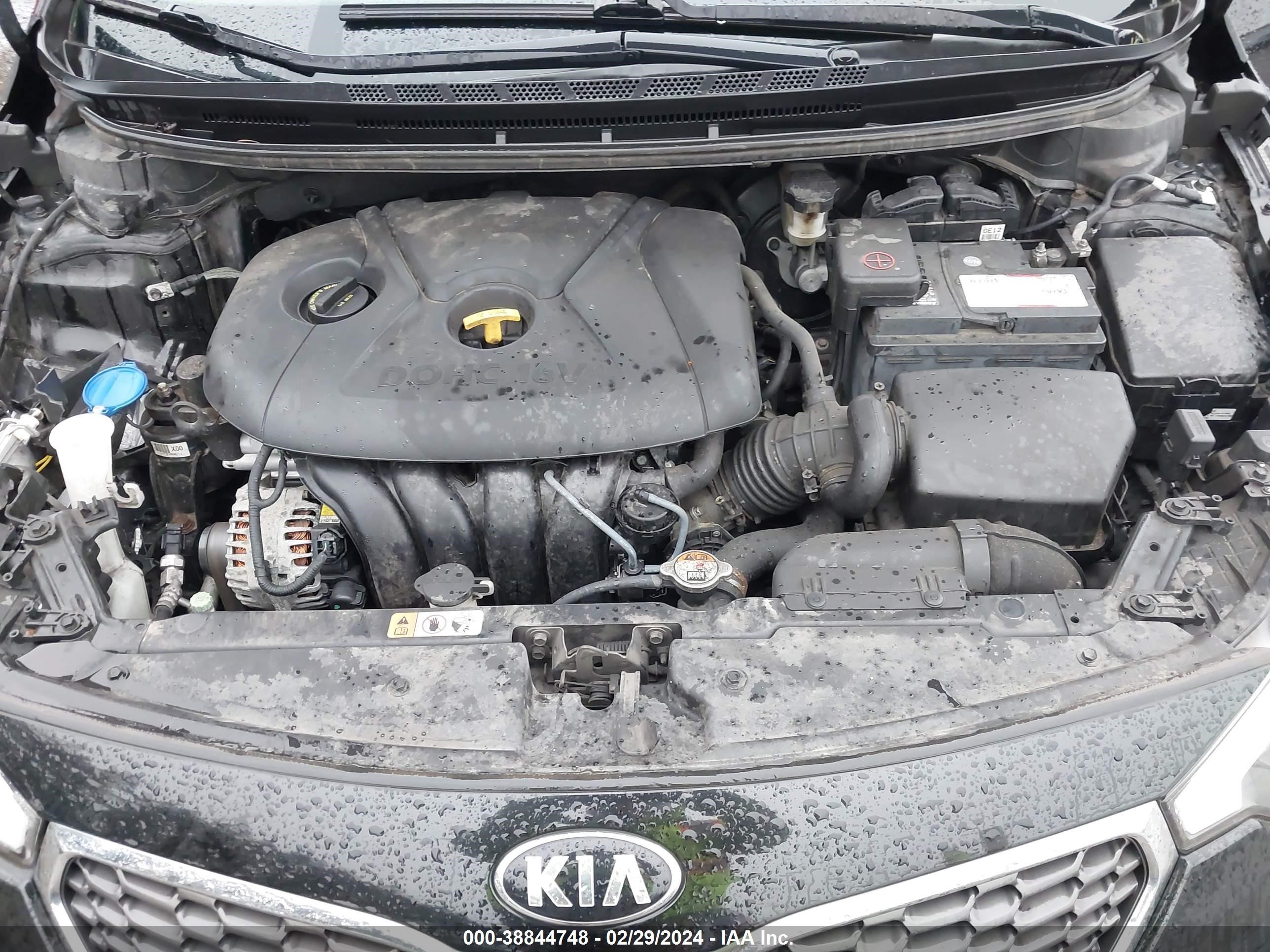 Photo 9 VIN: KNAFK4A63F5299619 - KIA FORTE 