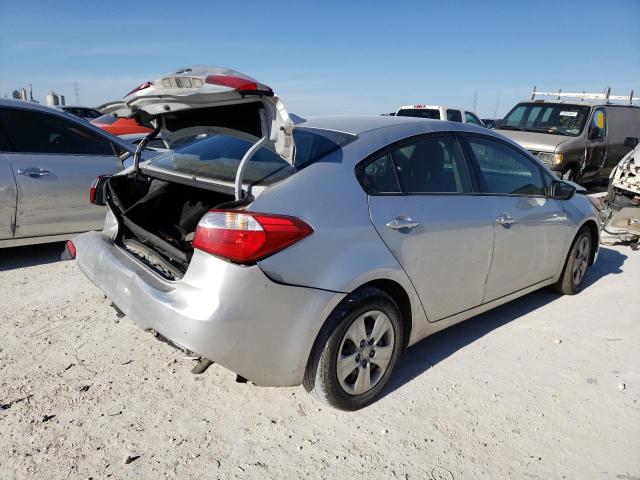 Photo 2 VIN: KNAFK4A63F5300008 - KIA FORTE LX 