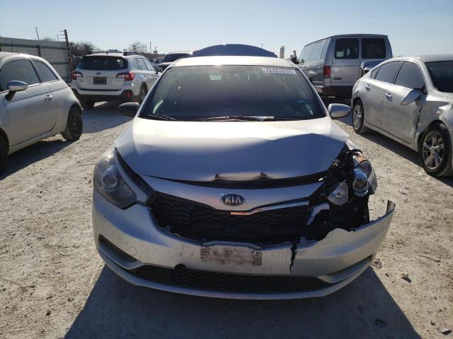 Photo 4 VIN: KNAFK4A63F5300008 - KIA FORTE LX 