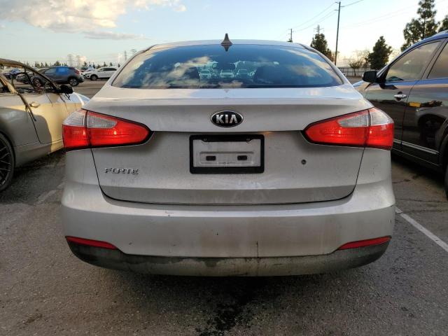 Photo 5 VIN: KNAFK4A63F5340010 - KIA FORTE 