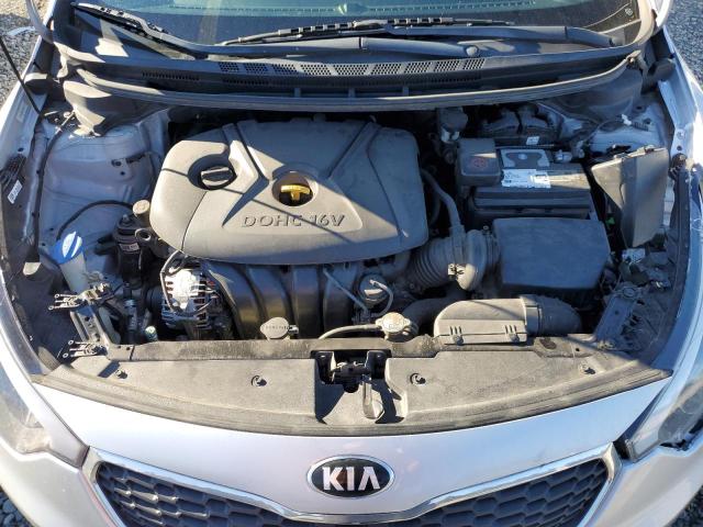 Photo 10 VIN: KNAFK4A63F5348074 - KIA FORTE LX 