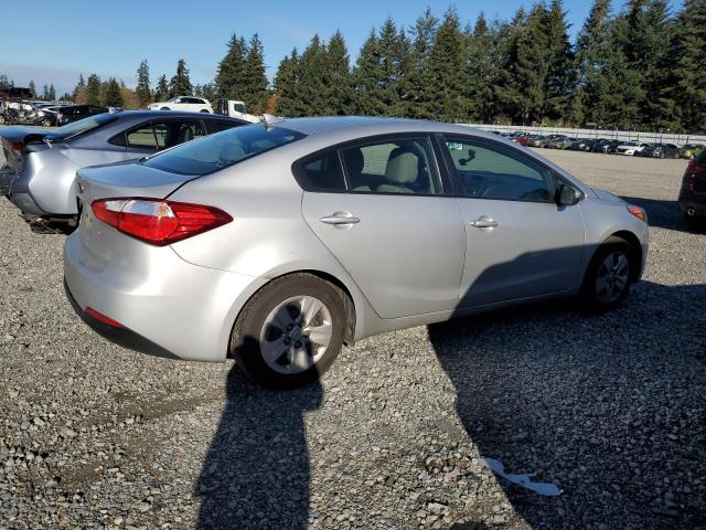 Photo 2 VIN: KNAFK4A63F5348074 - KIA FORTE LX 