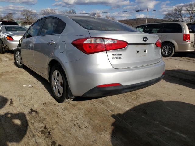 Photo 2 VIN: KNAFK4A63F5369328 - KIA FORTE LX 