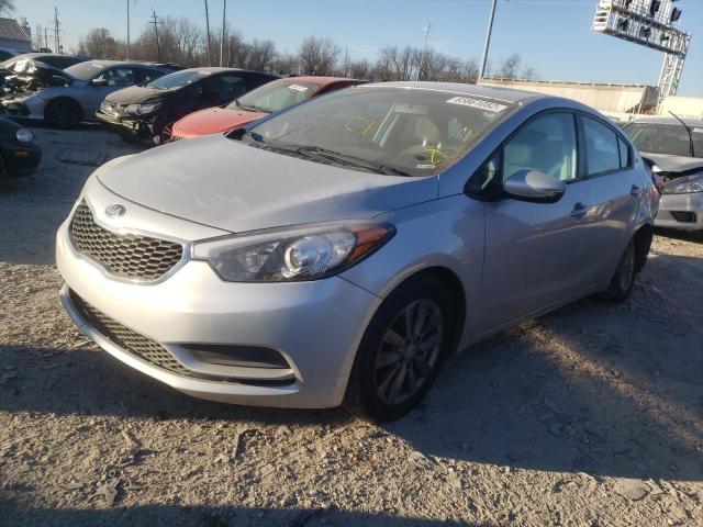 Photo 1 VIN: KNAFK4A63F5380572 - KIA FORTE LX 