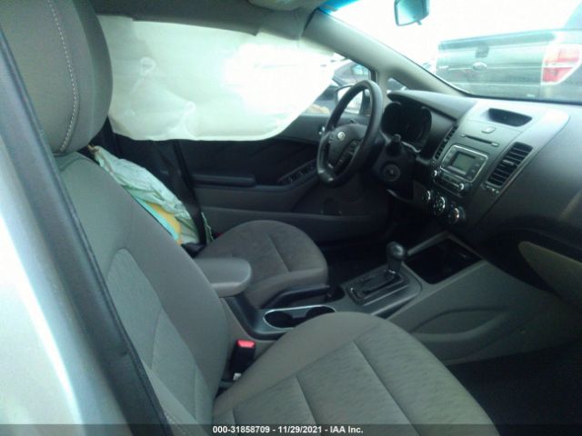 Photo 4 VIN: KNAFK4A63F5400819 - KIA FORTE 