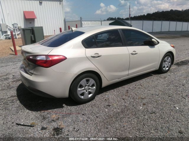 Photo 3 VIN: KNAFK4A63F5403106 - KIA FORTE 