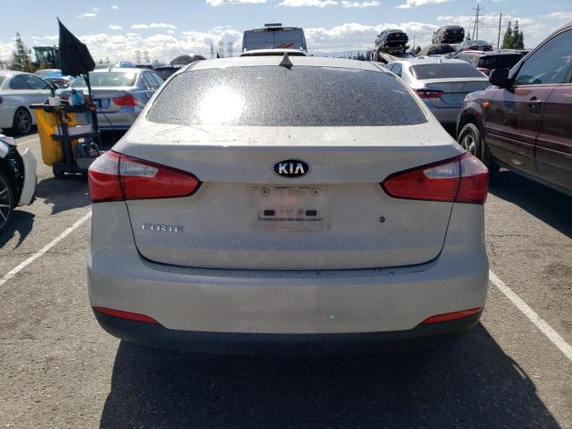 Photo 5 VIN: KNAFK4A63F5421069 - KIA FORTE LX 