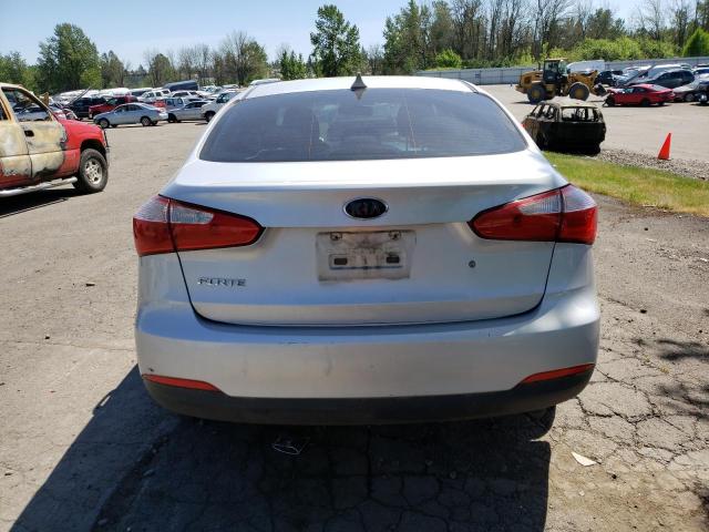 Photo 5 VIN: KNAFK4A63F5423808 - KIA FORTE LX 