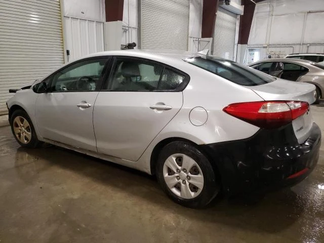 Photo 1 VIN: KNAFK4A63F5428572 - KIA FORTE LX 