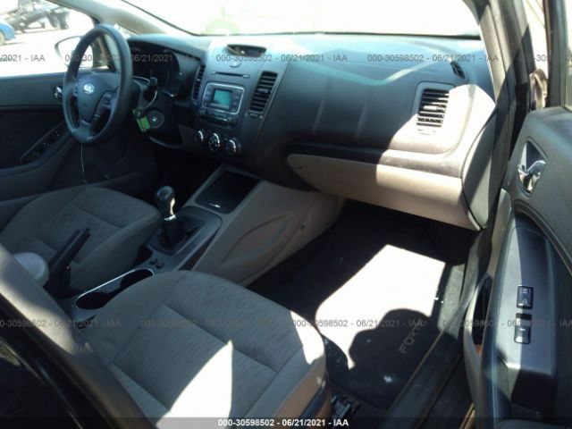 Photo 4 VIN: KNAFK4A63F5428684 - KIA FORTE 