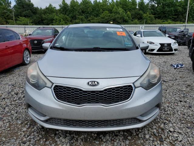 Photo 4 VIN: KNAFK4A63F5429317 - KIA FORTE 