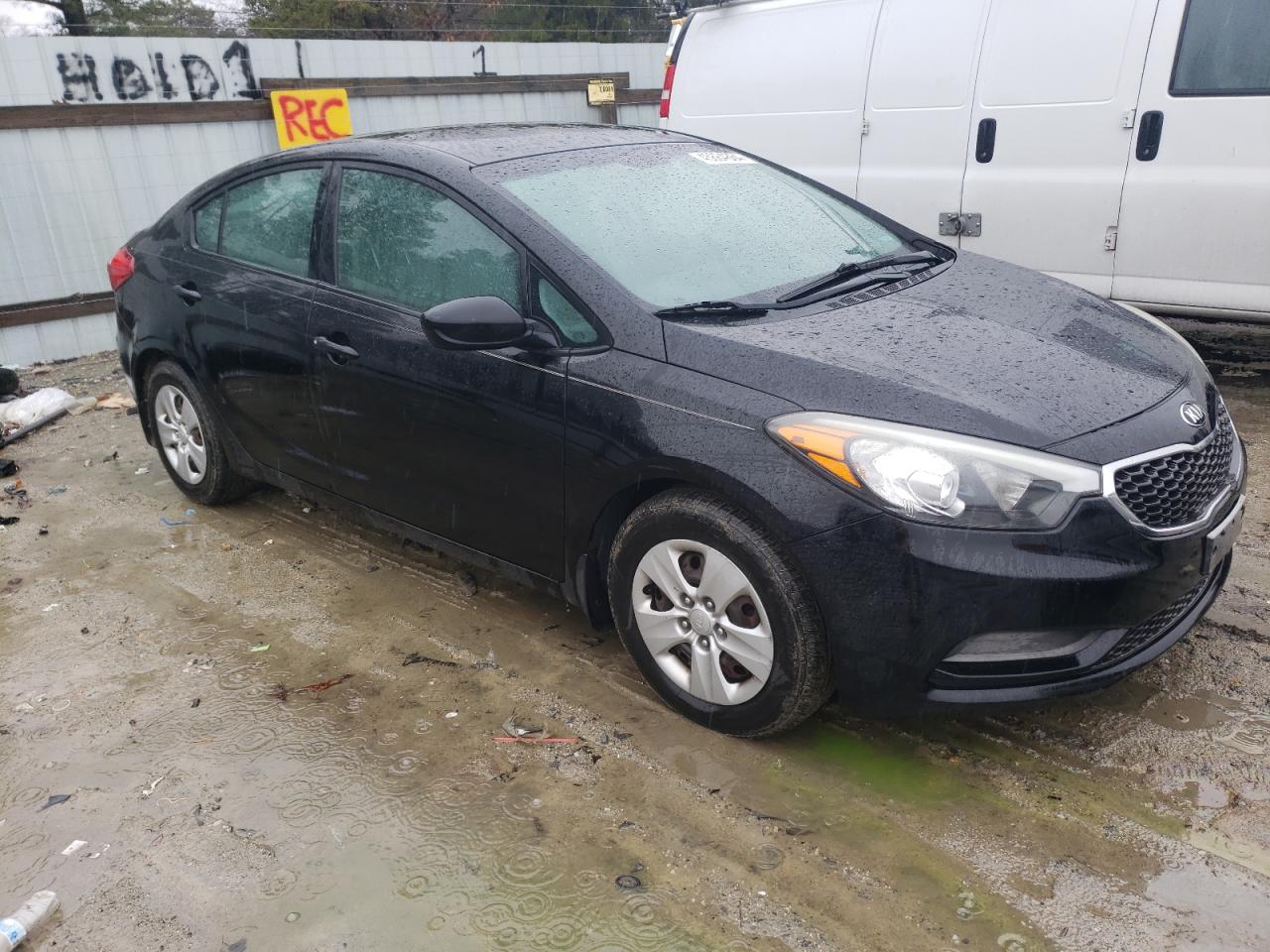 Photo 3 VIN: KNAFK4A63F5432220 - KIA FORTE 