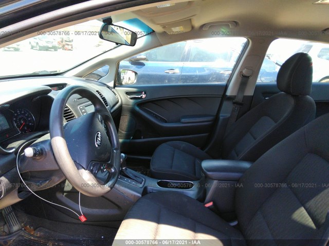 Photo 4 VIN: KNAFK4A63G5466269 - KIA FORTE 