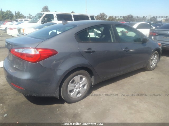 Photo 3 VIN: KNAFK4A63G5549894 - KIA FORTE 