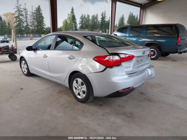 Photo 2 VIN: KNAFK4A63G5554478 - KIA FORTE 