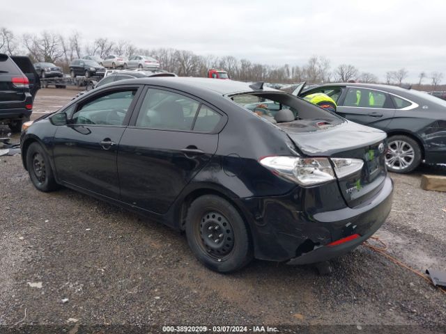 Photo 2 VIN: KNAFK4A63G5575217 - KIA FORTE 