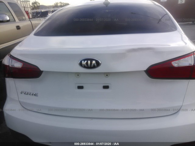 Photo 5 VIN: KNAFK4A63G5587612 - KIA FORTE 