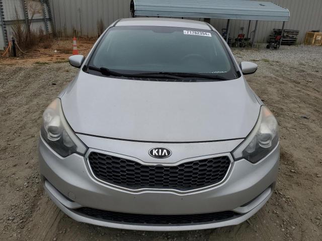 Photo 4 VIN: KNAFK4A63G5602853 - KIA FORTE LX 