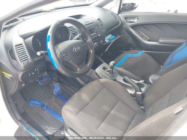 Photo 4 VIN: KNAFK4A63G5606286 - KIA FORTE 