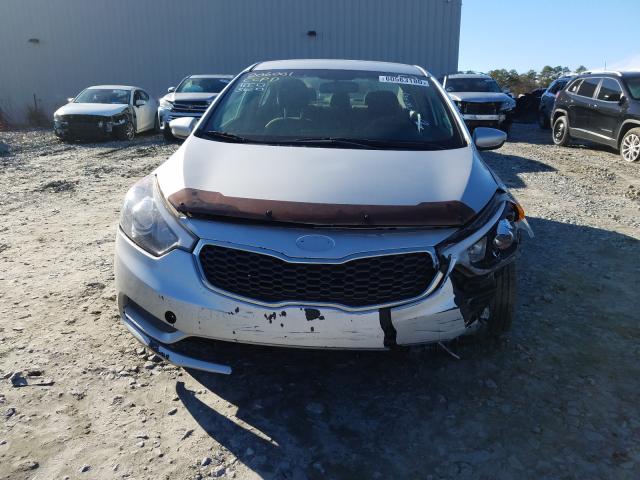 Photo 8 VIN: KNAFK4A63G5610208 - KIA FORTE LX 