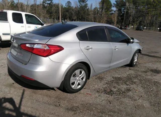 Photo 3 VIN: KNAFK4A63G5610970 - KIA FORTE 