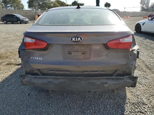 Photo 5 VIN: KNAFK4A64E5057162 - KIA FORTE LX 