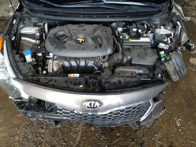 Photo 6 VIN: KNAFK4A64E5075273 - KIA FORTE LX 