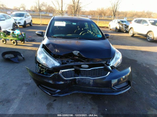 Photo 5 VIN: KNAFK4A64E5129980 - KIA FORTE 