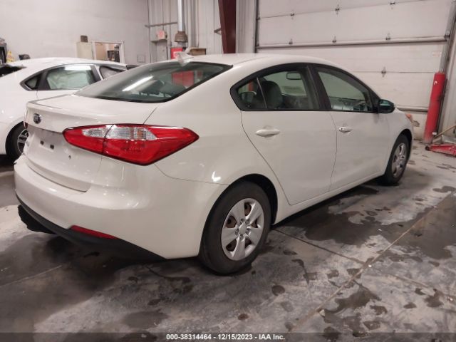 Photo 3 VIN: KNAFK4A64E5137593 - KIA FORTE 