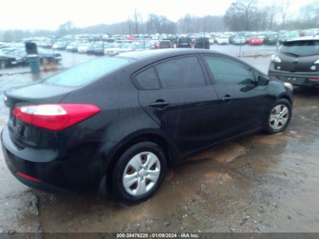 Photo 3 VIN: KNAFK4A64F5297863 - KIA FORTE 