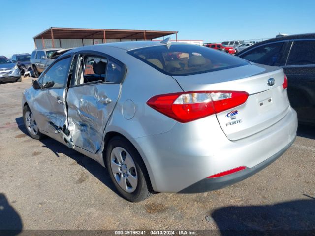 Photo 2 VIN: KNAFK4A64F5329923 - KIA FORTE 