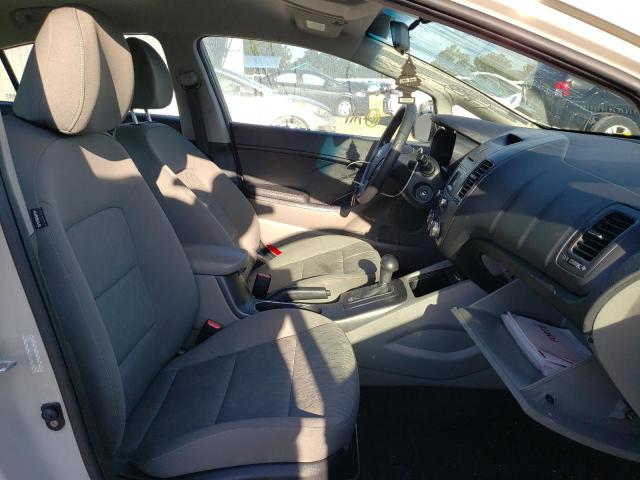 Photo 4 VIN: KNAFK4A64F5358435 - KIA FORTE LX 