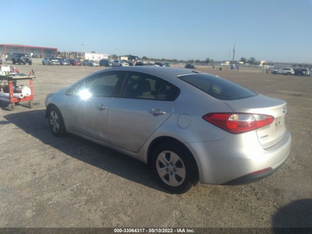 Photo 2 VIN: KNAFK4A64F5368236 - KIA FORTE 