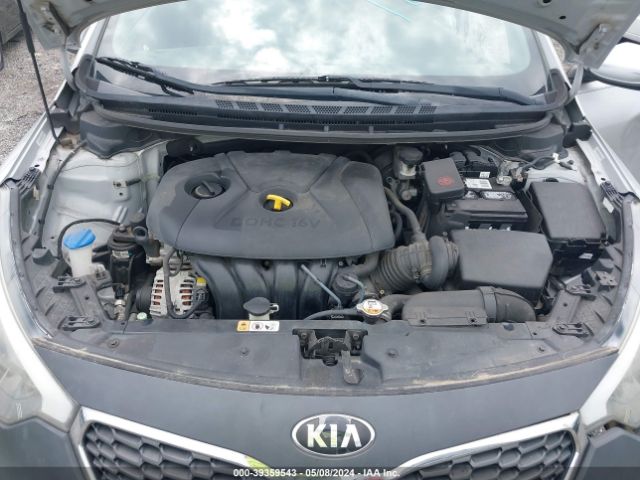 Photo 9 VIN: KNAFK4A64F5371850 - KIA FORTE 