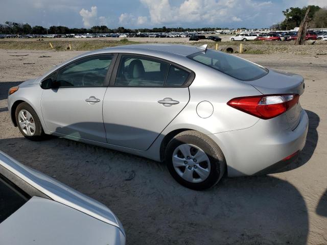 Photo 1 VIN: KNAFK4A64F5391628 - KIA FORTE LX 