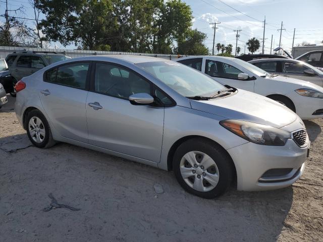 Photo 3 VIN: KNAFK4A64F5391628 - KIA FORTE LX 