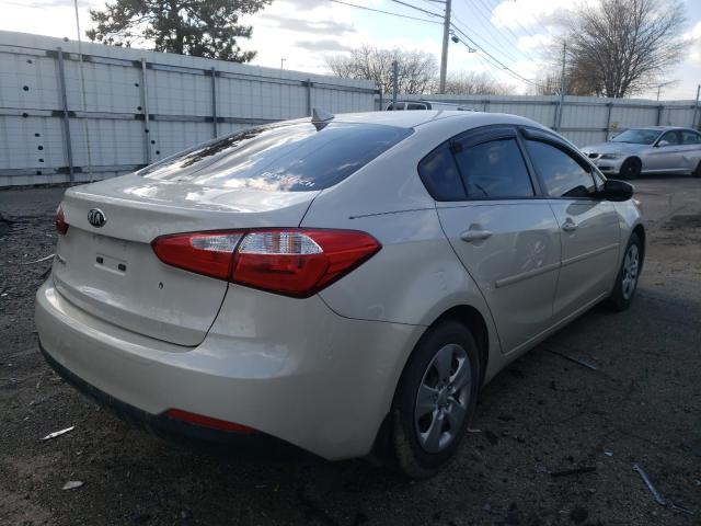 Photo 3 VIN: KNAFK4A64F5393542 - KIA FORTE LX 