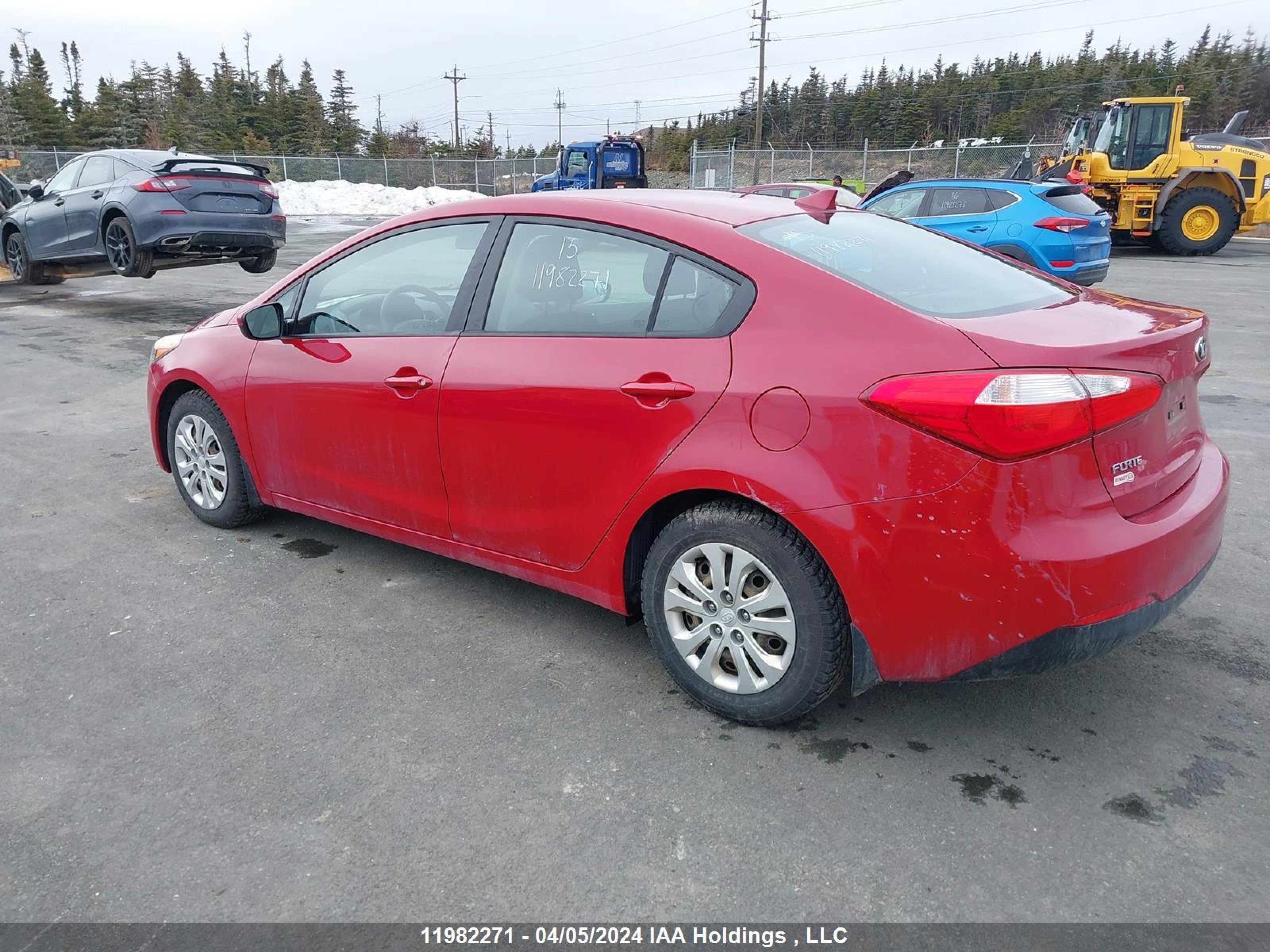 Photo 2 VIN: KNAFK4A64F5409335 - KIA FORTE 