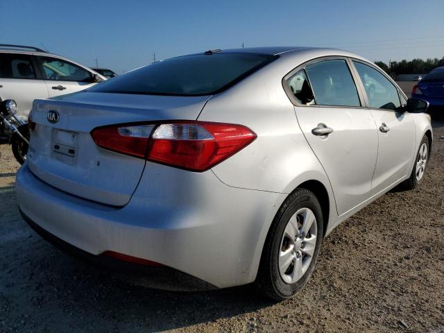 Photo 2 VIN: KNAFK4A64F5409982 - KIA FORTE LX 