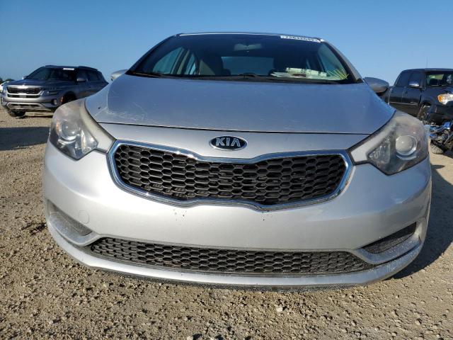 Photo 4 VIN: KNAFK4A64F5409982 - KIA FORTE LX 