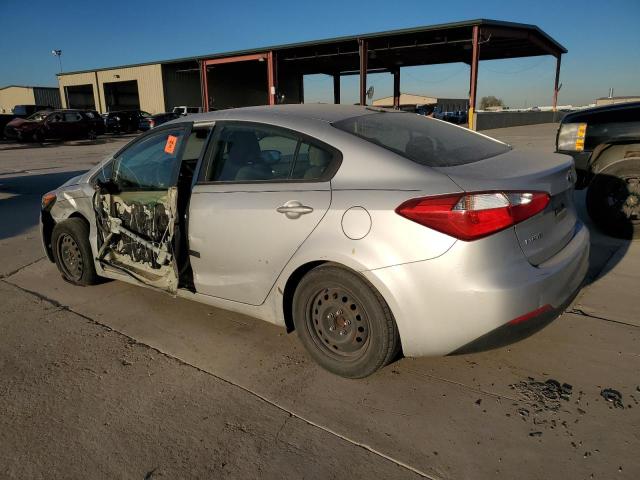 Photo 1 VIN: KNAFK4A64F5415457 - KIA FORTE LX 