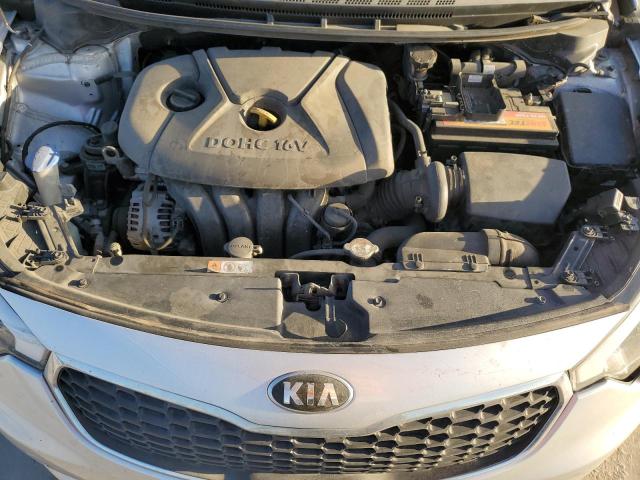 Photo 10 VIN: KNAFK4A64F5415457 - KIA FORTE LX 