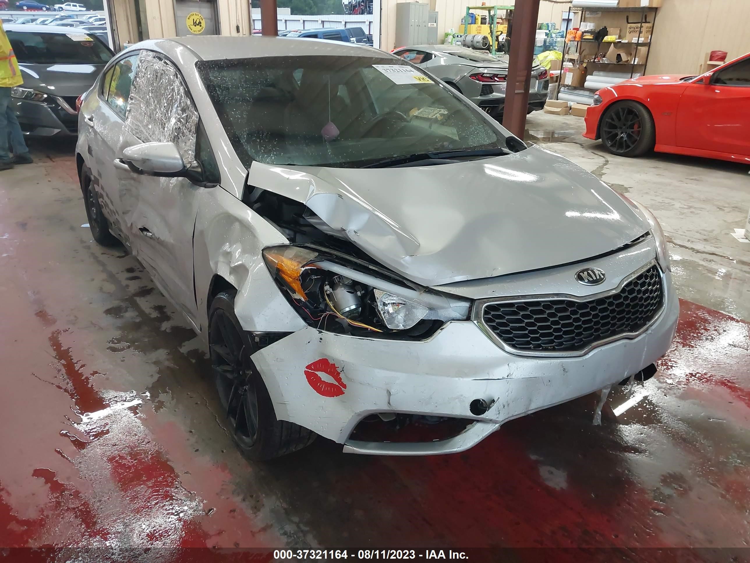 Photo 5 VIN: KNAFK4A64F5420349 - KIA FORTE 