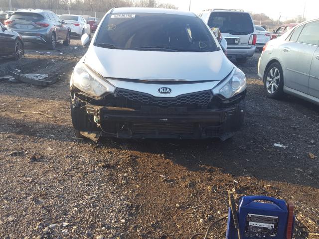 Photo 9 VIN: KNAFK4A64F5436308 - KIA FORTE LX 