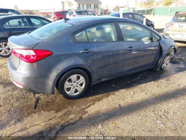 Photo 3 VIN: KNAFK4A64G5441428 - KIA FORTE 