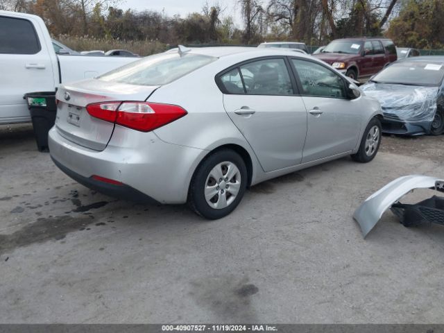 Photo 3 VIN: KNAFK4A64G5495103 - KIA FORTE 