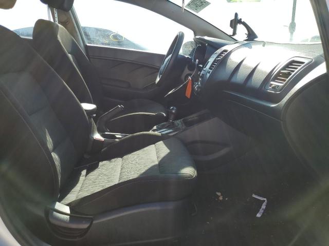 Photo 4 VIN: KNAFK4A64G5515852 - KIA FORTE LX 