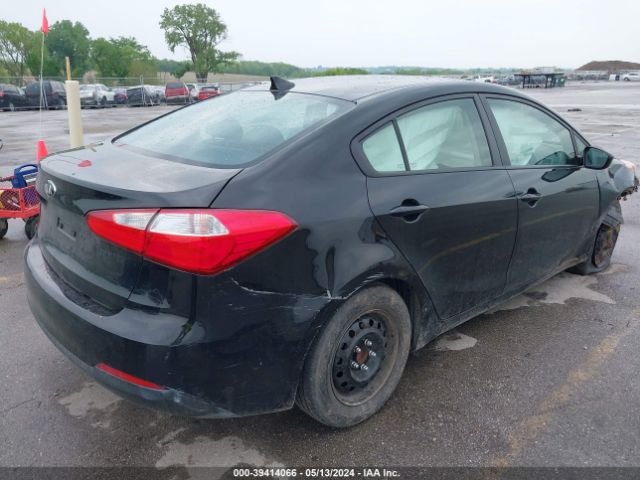 Photo 3 VIN: KNAFK4A64G5521666 - KIA FORTE 