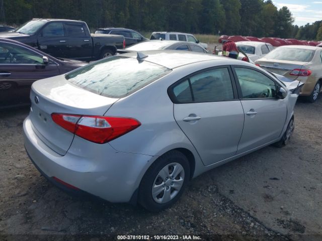 Photo 3 VIN: KNAFK4A64G5552898 - KIA FORTE 